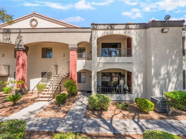 950 Seven Hills Drive, Unit 524, Henderson, NV 89052