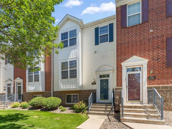 6738 158th Street W, Apple Valley, MN 55124