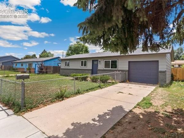 1530 Maxwell Street, Colorado Springs, CO 80906