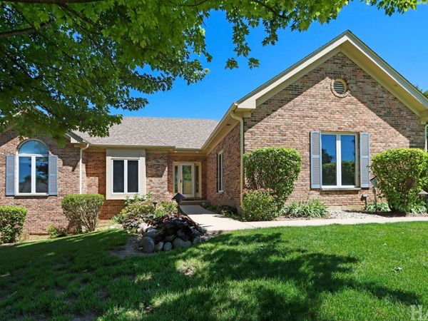 24852 W Nicklaus Way , Antioch, IL 60002