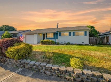 179 Price Way, Folsom, CA 95630 Photo