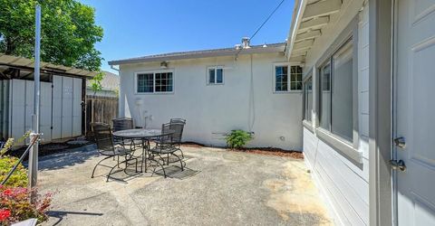 179 Price Way, Folsom, CA 95630 Photo