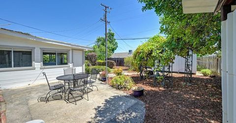 179 Price Way, Folsom, CA 95630 Photo