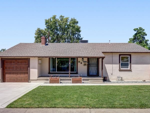 5660 Velma Way, Sacramento, CA 95824