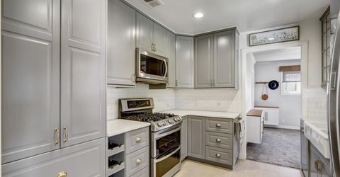 5660 Velma Way, Sacramento, CA 95824 Photo