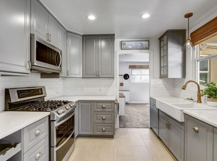 5660 Velma Way, Sacramento, CA 95824 Photo