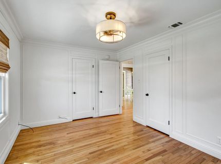 5660 Velma Way, Sacramento, CA 95824 Photo