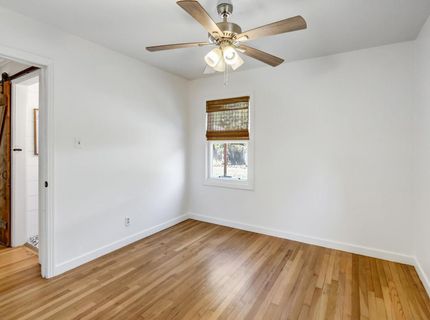 5660 Velma Way, Sacramento, CA 95824 Photo