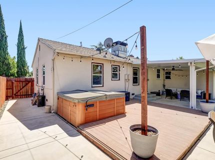 5660 Velma Way, Sacramento, CA 95824 Photo