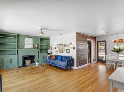 5660 Velma Way, Sacramento, CA 95824 Photo