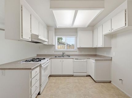5504 Eagle View Way, Sacramento, CA 95842 Photo