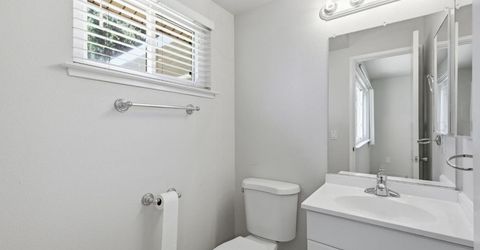 5504 Eagle View Way, Sacramento, CA 95842 Photo