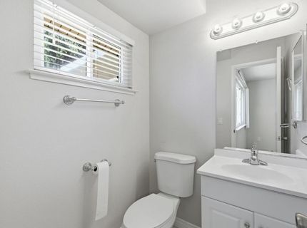 5504 Eagle View Way, Sacramento, CA 95842 Photo