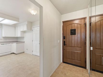 5504 Eagle View Way, Sacramento, CA 95842 Photo