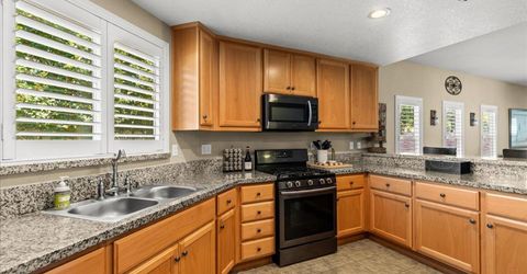 1009 Fairmont Ct, Modesto, CA 95354 Photo