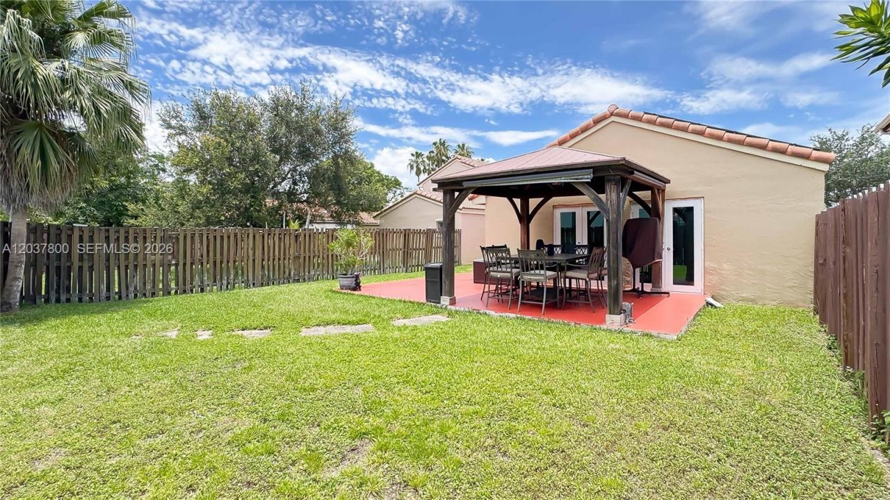 6316 NW 173rd St, Hialeah, FL 33015 Photo