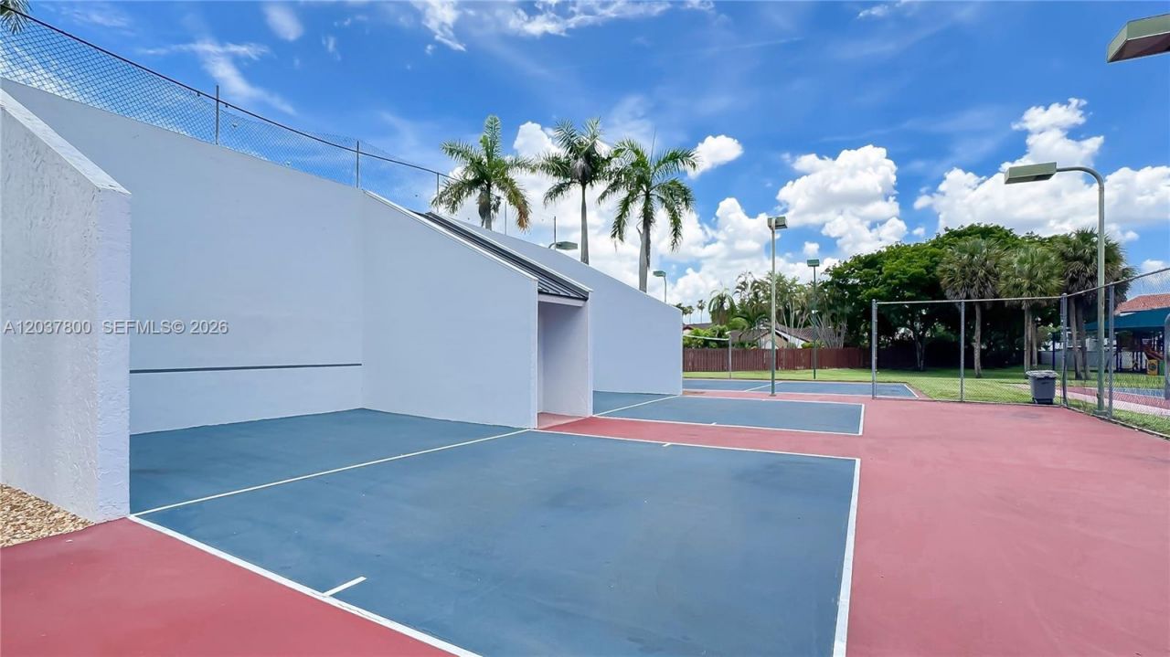 6316 NW 173rd St, Hialeah, FL 33015 Photo