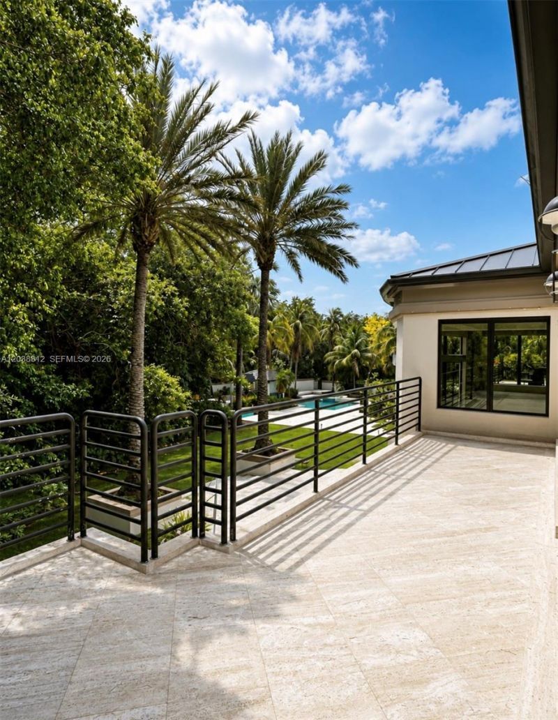 10395 SW 67th Ave, Pinecrest, FL 33156 Photo