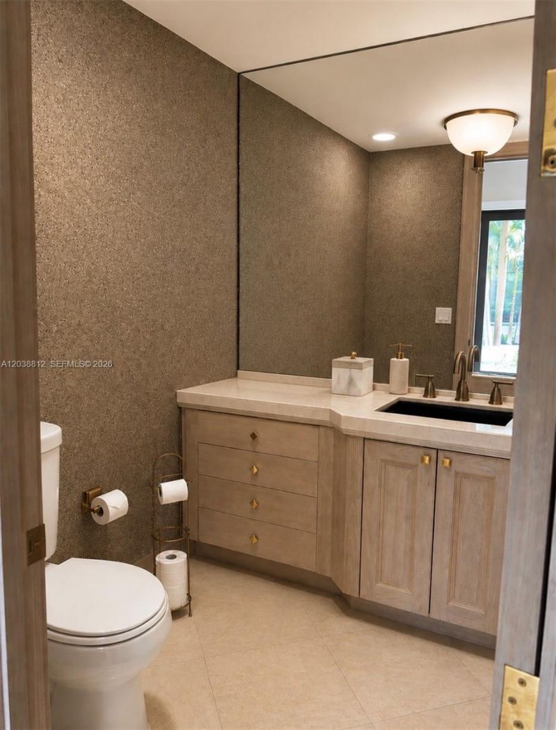 10395 SW 67th Ave, Pinecrest, FL 33156 Photo