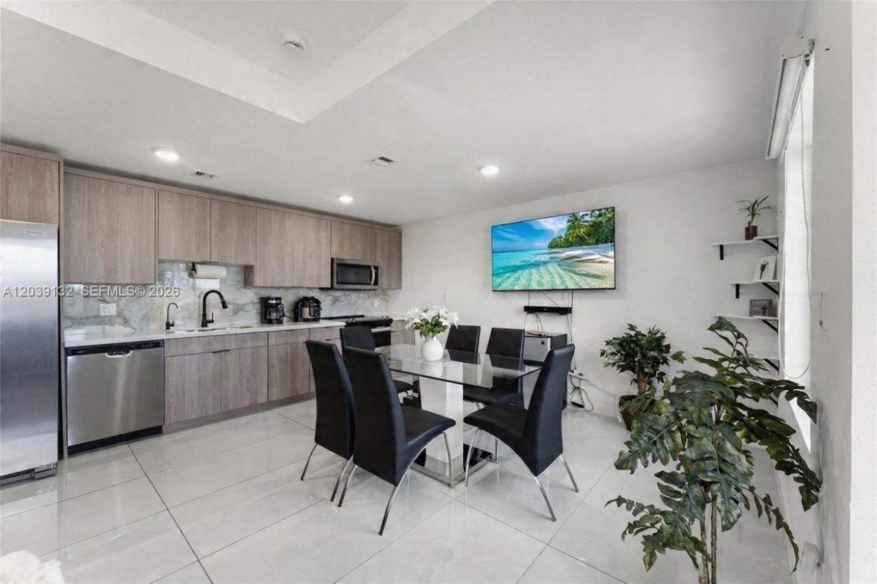 14590 SW 260th St, Homestead, FL 33032 Photo