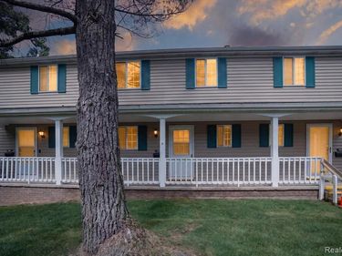 1624 Peppertree Lane, Lansing Charter Twp, MI 48912