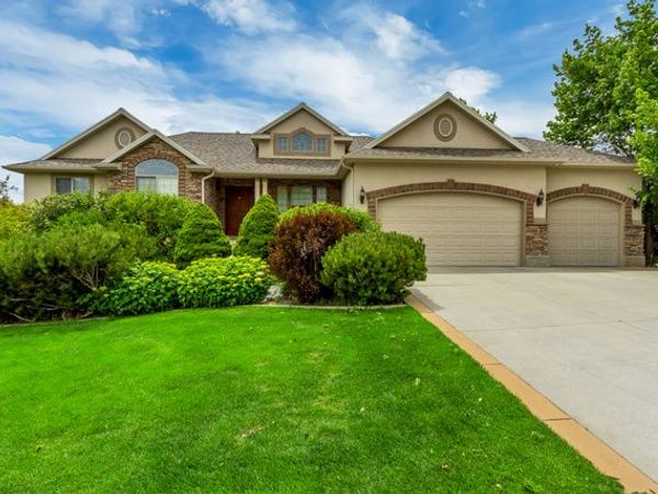 11493 N FLOWERING PLUM LN , Highland, UT 84003