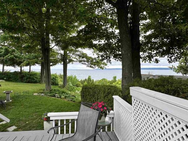 7400-68 Lakeview Drive, Unit 68, Charlevoix, MI 49720