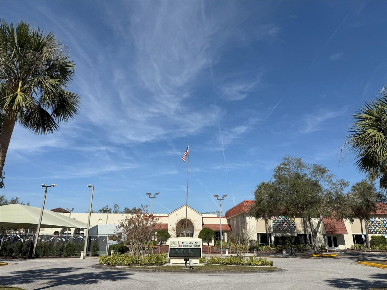 503 Rollingview Drive , Temple Terrace, FL 33617 Photo