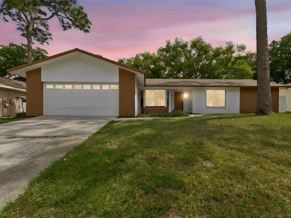 3431 DEERFIELD LANE , CLEARWATER, FL 33761