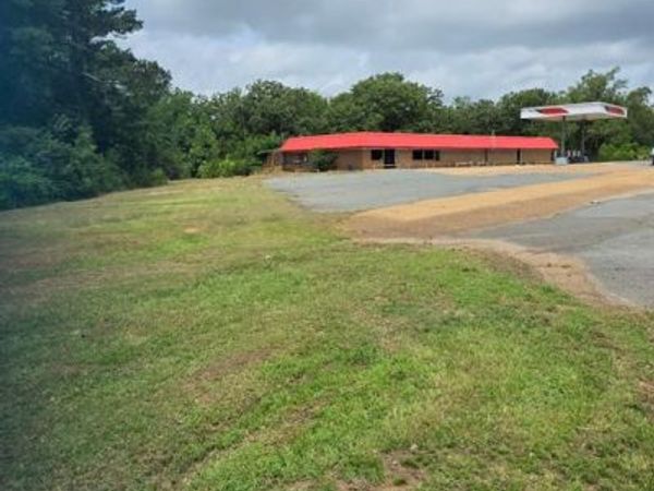 14940 Highway 9 , Athens, LA 71003