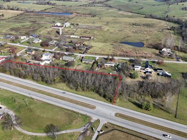 5400 Louisville Road, Salvisa, KY 40372