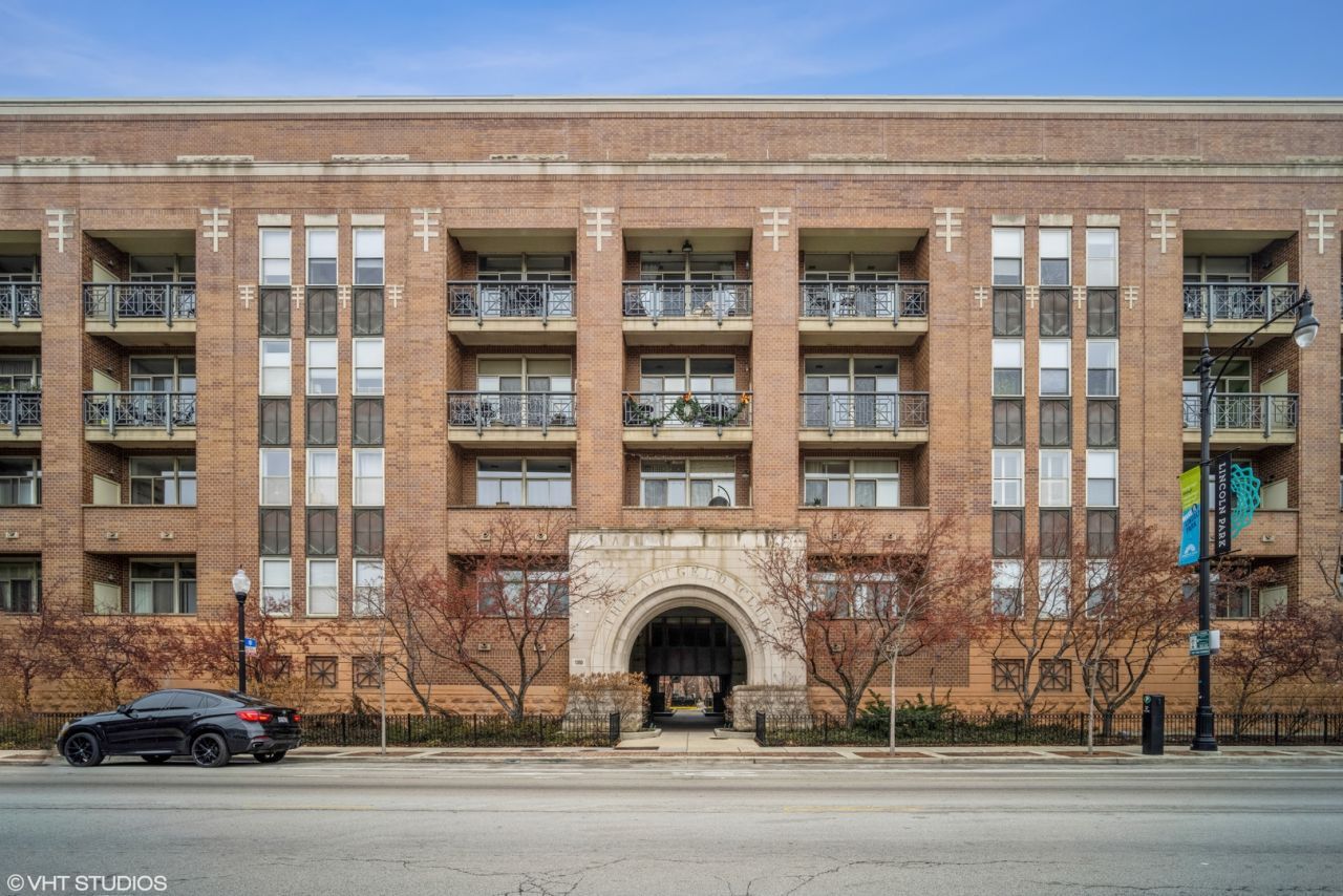 1350 W Fullerton Avenue, Unit 510, Chicago, IL 60614 Main Photo