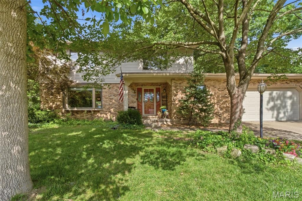 1916 Duke Street , Edwardsville, IL 62025 Main Photo