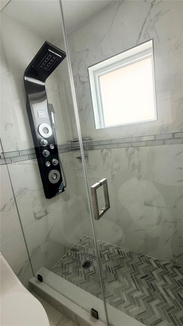 Please Call For Address, Miami, FL 33193 Photo