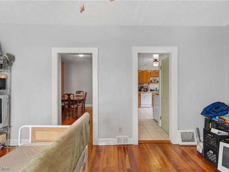 3404 Montclair Avenue, Cleveland, OH 44109 Photo 24