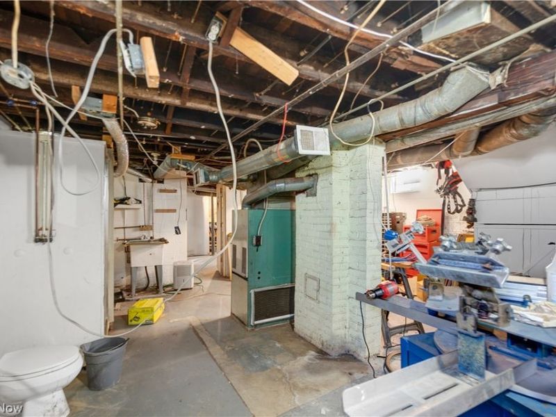 3404 Montclair Avenue, Cleveland, OH 44109 Photo 33