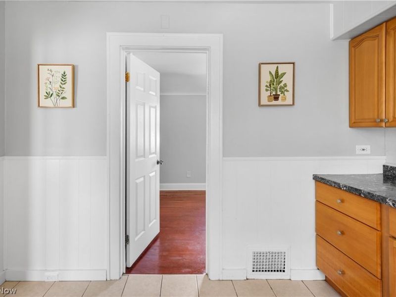 3404 Montclair Avenue, Cleveland, OH 44109 Photo 5