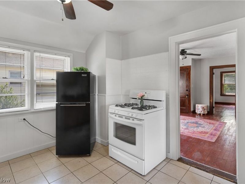 3404 Montclair Avenue, Cleveland, OH 44109 Photo 6