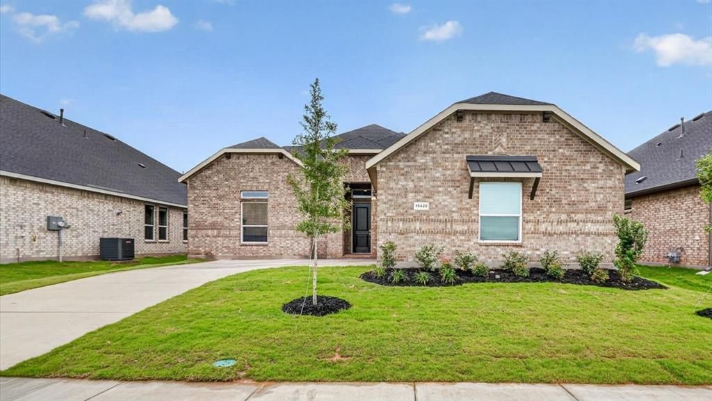 4928 Simmental Drive, Arlington, TX 76001 Main Photo
