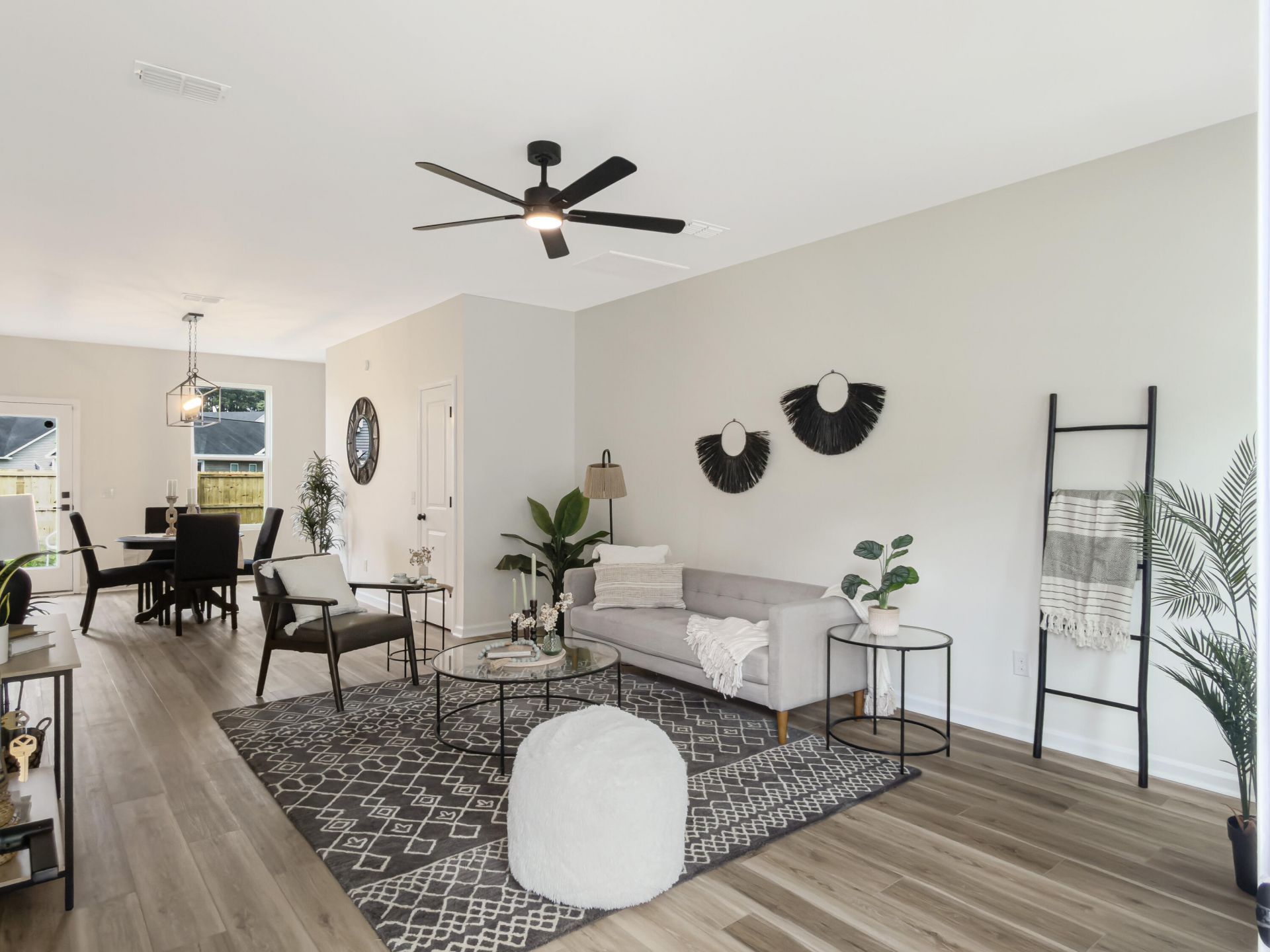 266 Oglethorpe Circle Photo 4