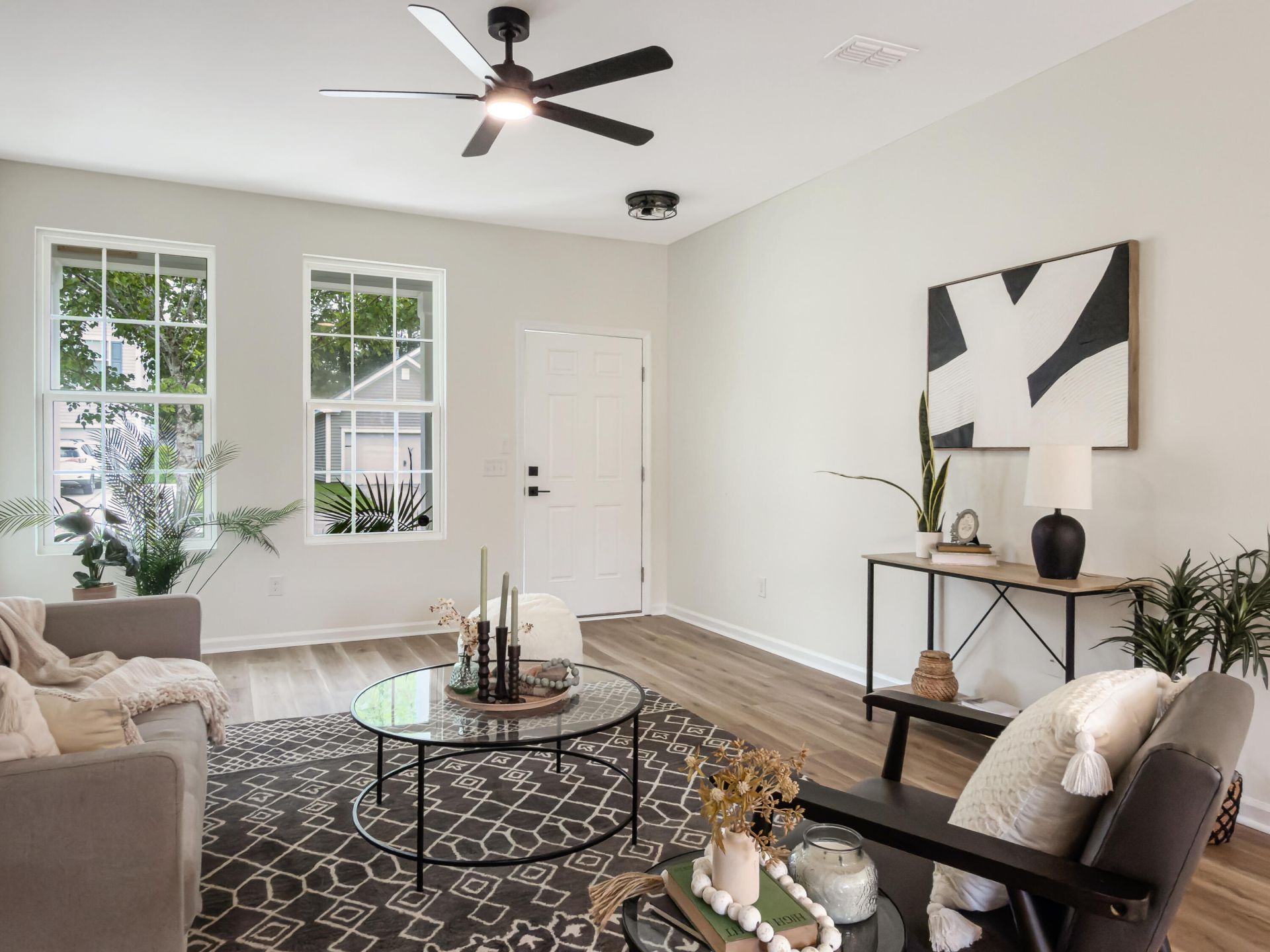 266 Oglethorpe Circle Photo 6
