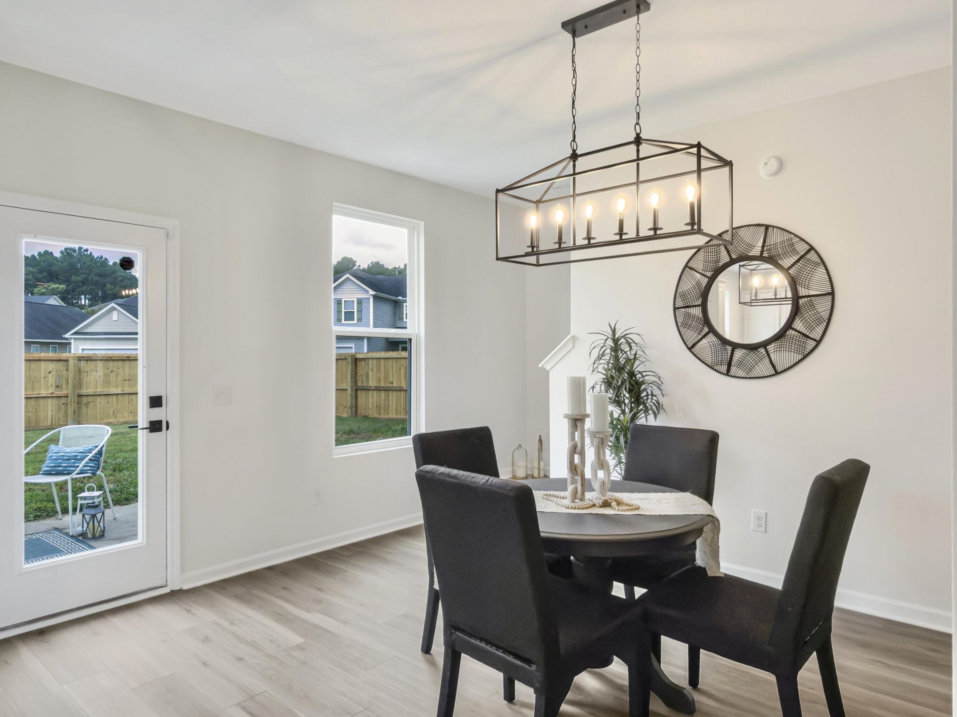 266 Oglethorpe Circle Photo 8