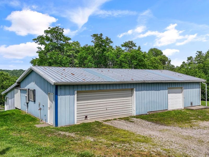 4000 Dillon Hills Drive, Nashport, OH 43830 Photo 9