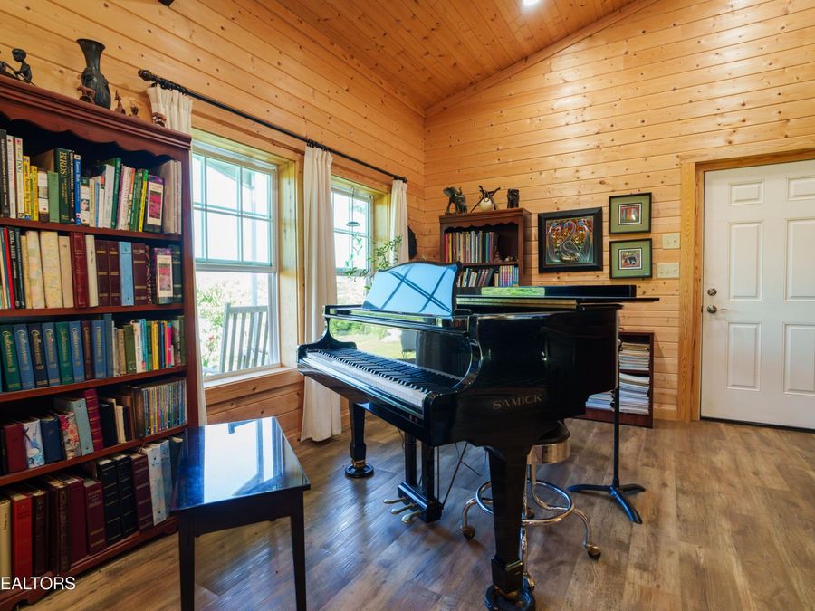 Property Image 46