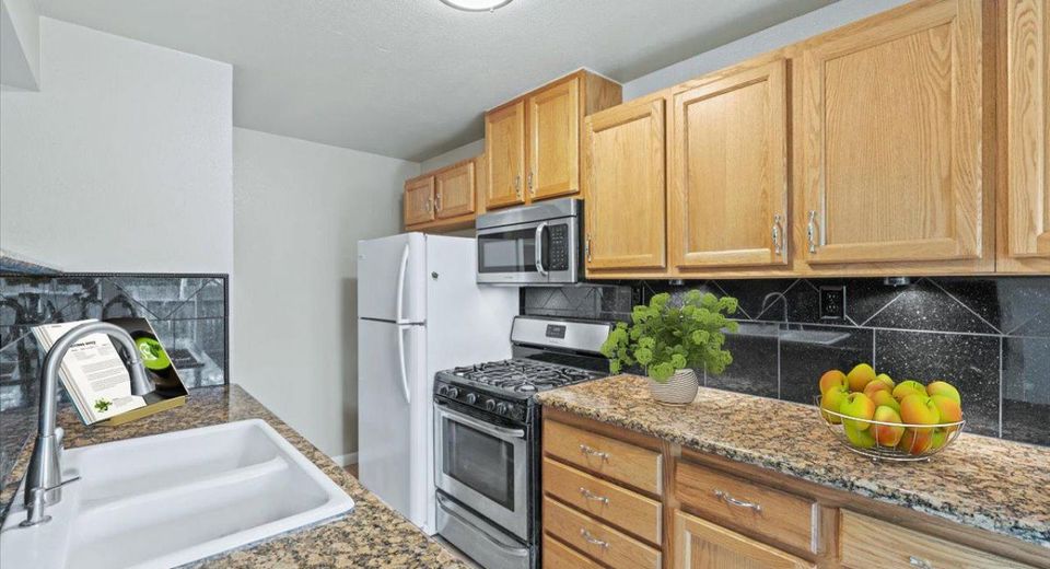 4706 Greenholme Dr #2, Unit 2, Sacramento, CA 95842 Photo