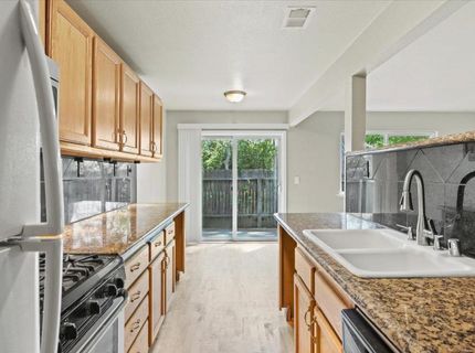 4706 Greenholme Dr #2, Unit 2, Sacramento, CA 95842 Photo