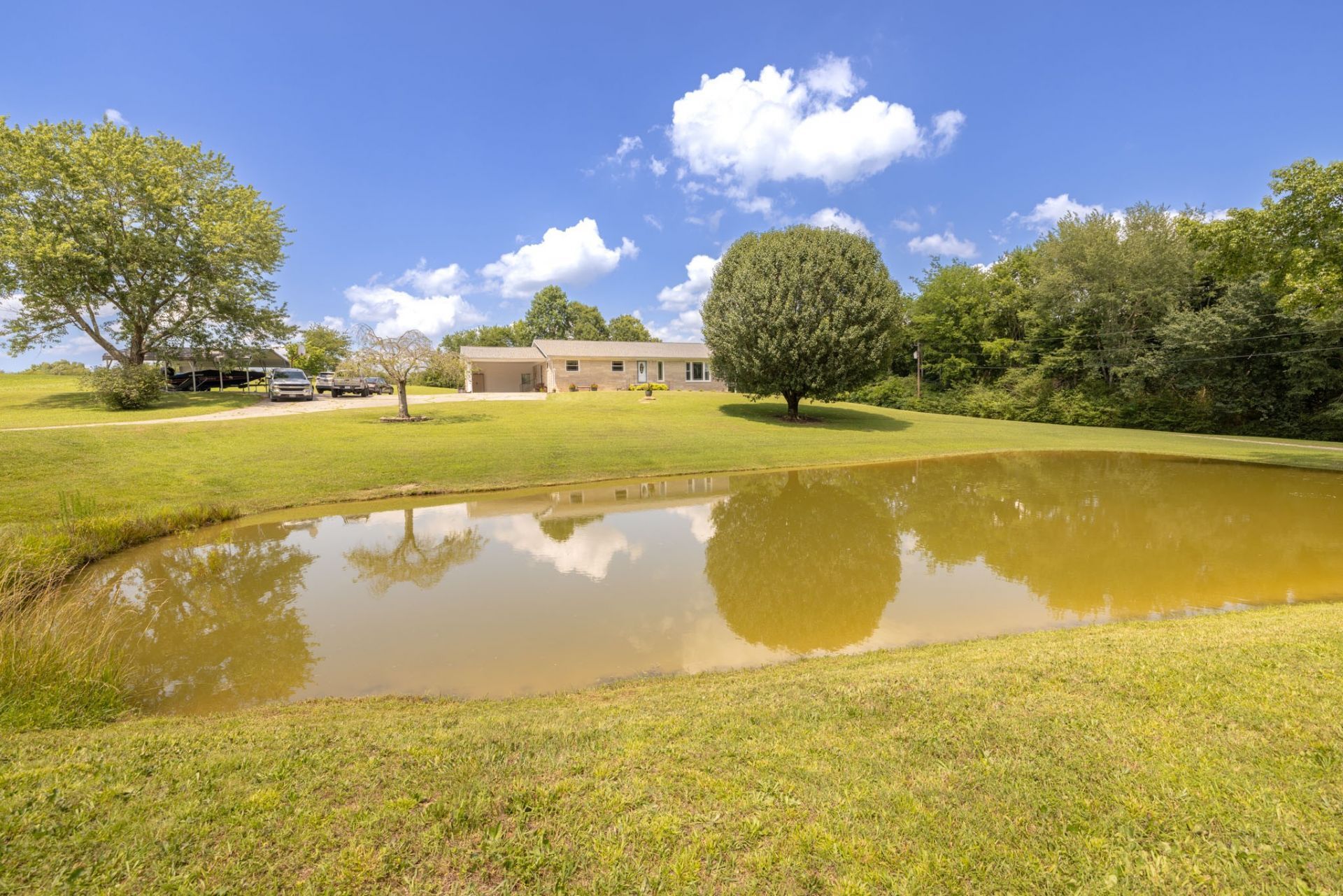 34 Dunn Rd , Leoma, TN 38468 Main Photo