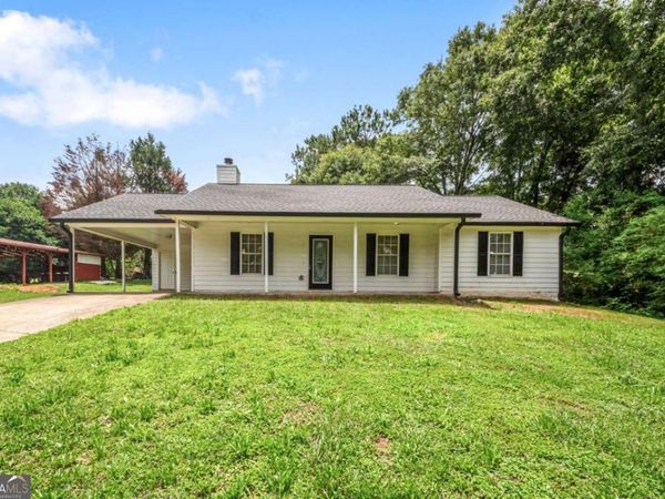 2027 Providence Roads, Statham, GA 30666