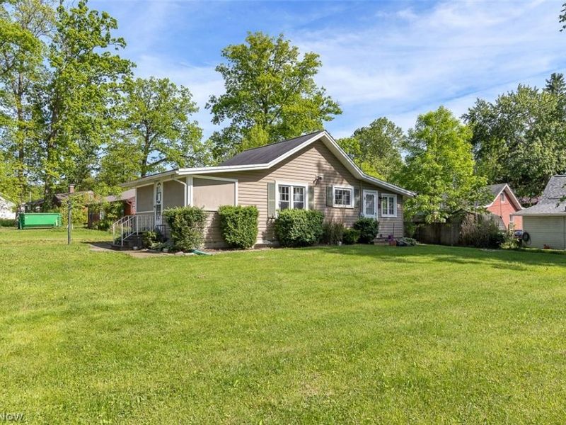 241 Tanglewood Trail , Chippewa Lake, OH 44215 Photo 2