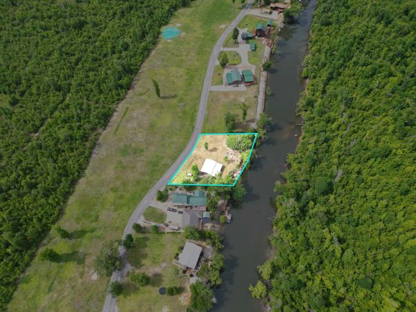 20747 NW Chipola Heights , Altha, FL 32421